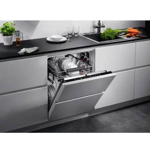 Lave-vaisselle tout intégré 60 cm AEG FSE63657P - 5
