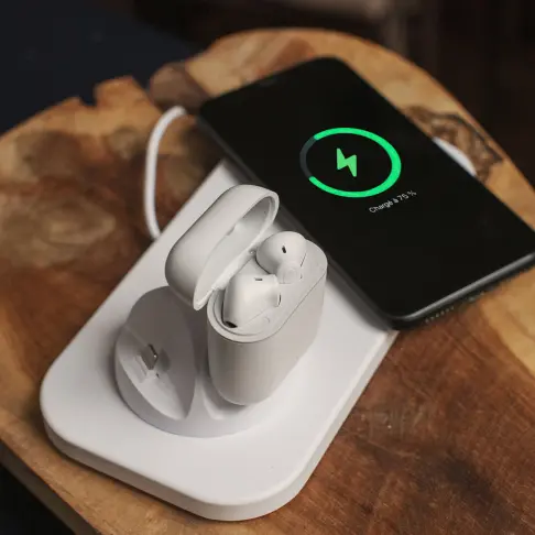 Chargeur inductio AKASHI ALTDOCK 4 IN 1 - 2